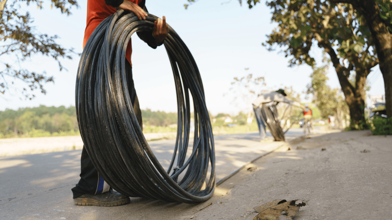 finding power lines, Challenges of Locating Underground Power Lines in Dense Urban Areas